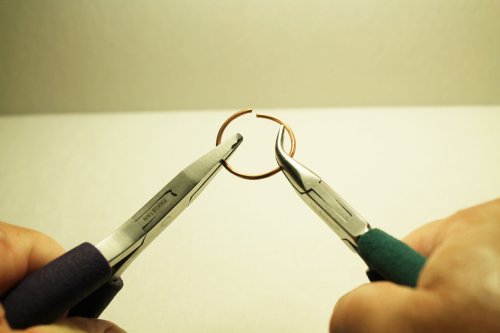 Judy Freyer Thompson's Circle Earrings - , Contemporary Wire Jewelry, Butane Torch, Soldering, Solder, Wiggle the rings side to side to close completely